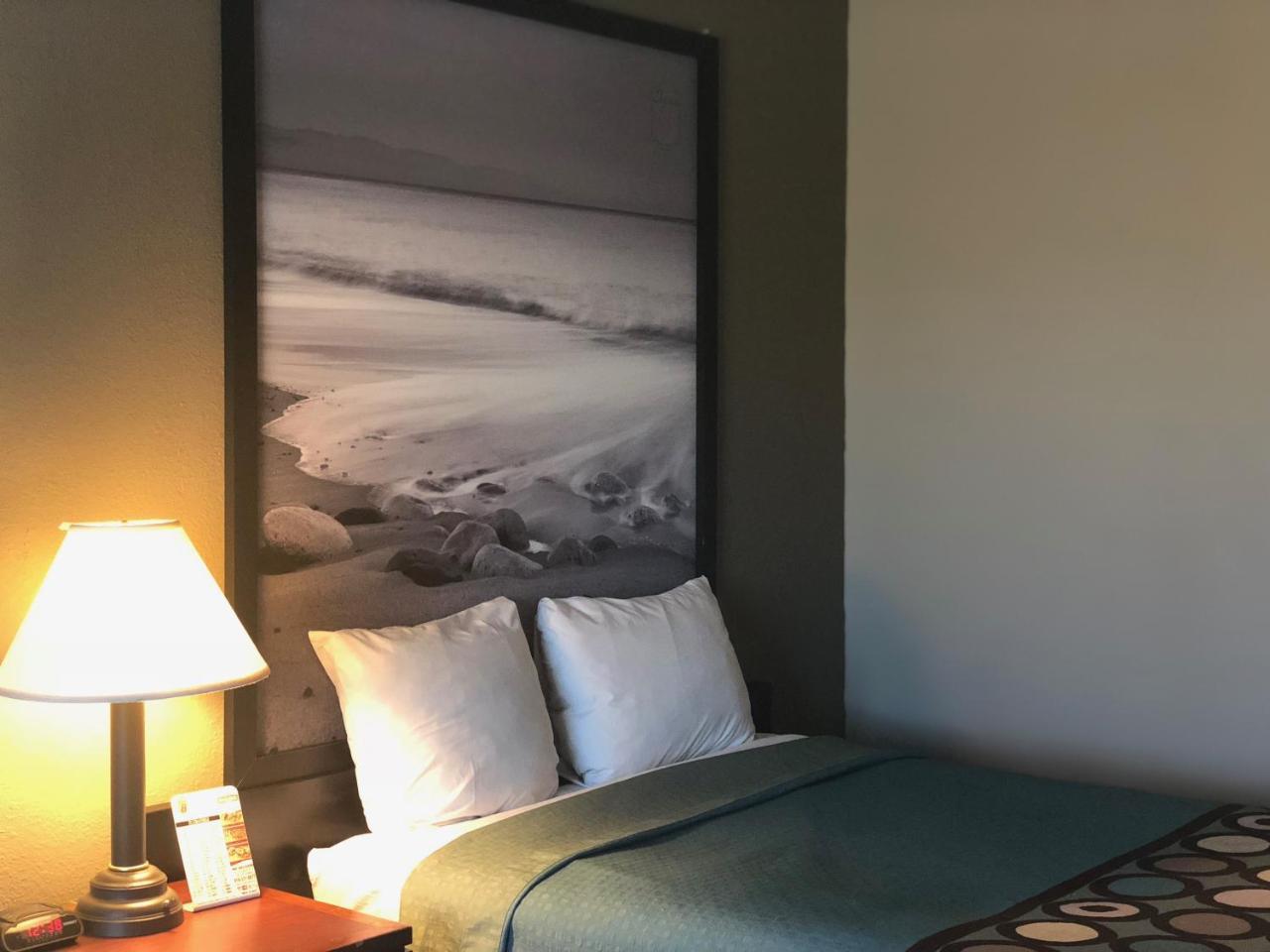 Hotel Super 8 By Wyndham Sacramento Carmichael Zewnętrze zdjęcie